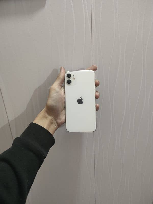 Iphone 11 PTA approved 128 GB 1