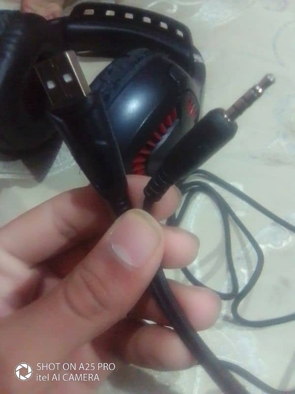 KIB PRO PROFESIONAL GAMING HEADPHONE ONLY 1 MONTH USE 10