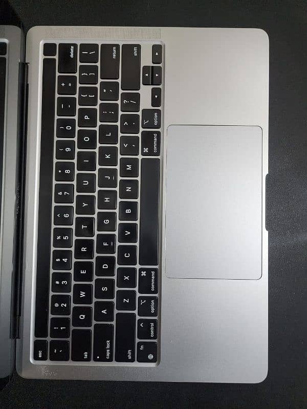 MacBook Pro m1 2020 1