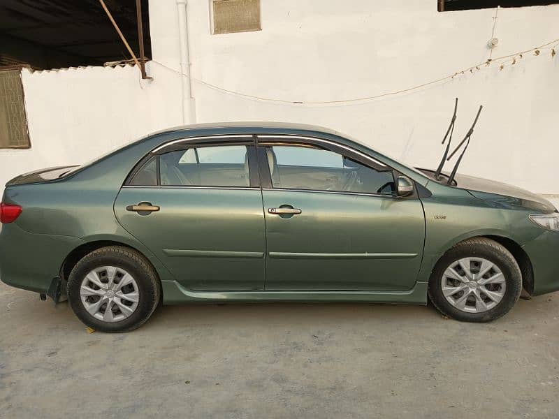 Toyota Corolla GLI 2011 1