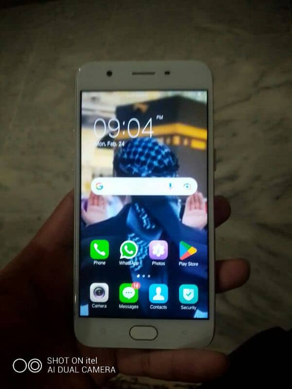 OPPO 4 Gb Ram or 64 Gb memory Full ok condition ha with fingerprint 2