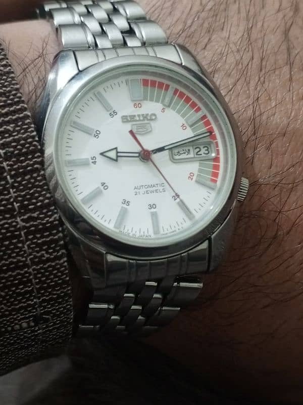 Seiko 5 racer 1