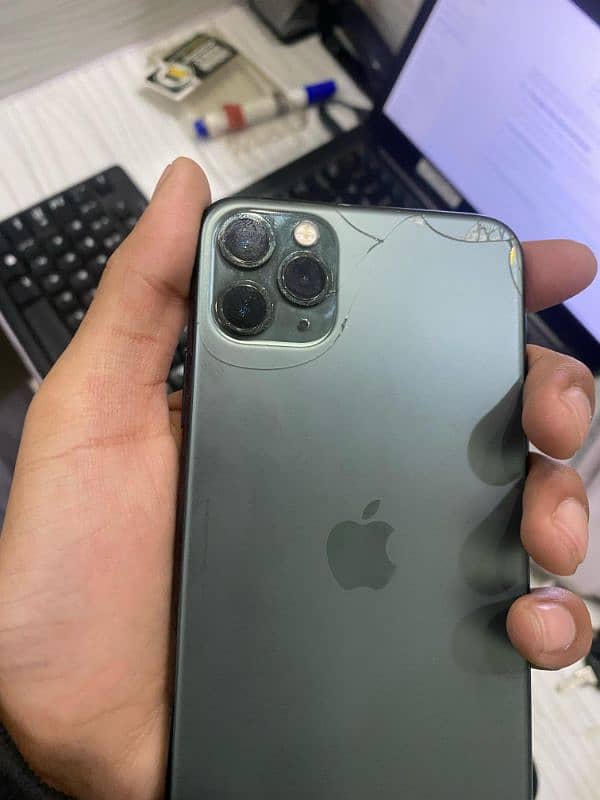 iPhone 11 pro max 4