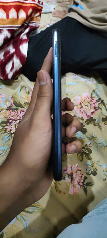 tecno camon 18t 4/128 9/10 condition 5