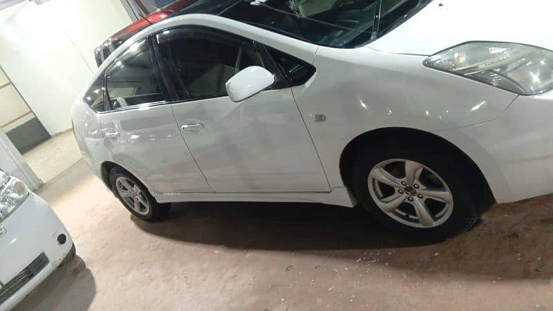 Toyota Prius 2010 3