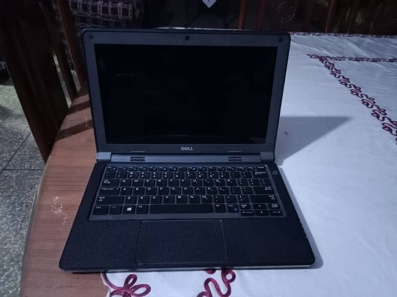 Dell 3160 pentium 3rd quad core touch screen A+ 0