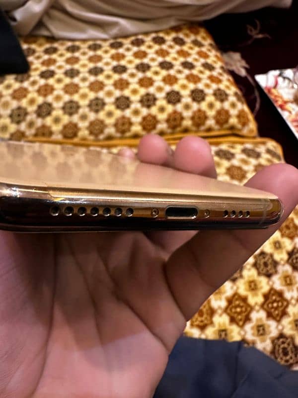 Iphone 11 pro max PTA approved 6