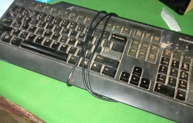 Lenovo company keyboard used 0