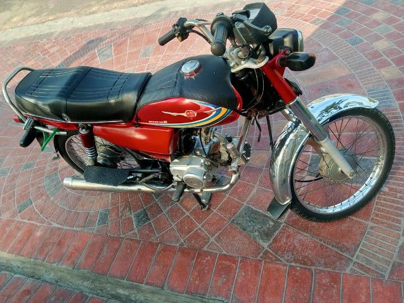 bahut acchi bike hai bilkul Honda 70 ki Tarah 5