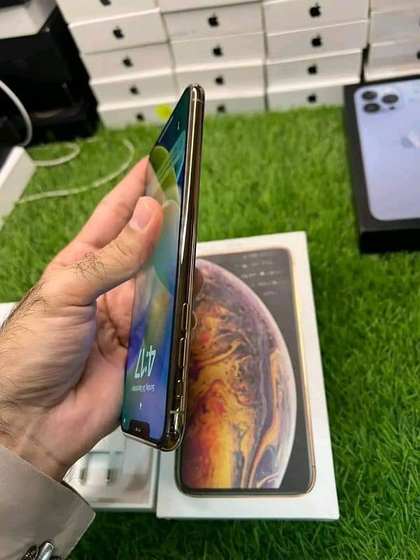 Apple iPhone XS 256 GB WhatsApp number 03367299081 1