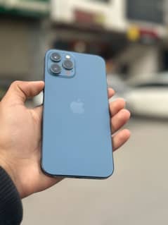 Iphone 12 pro max waterpack