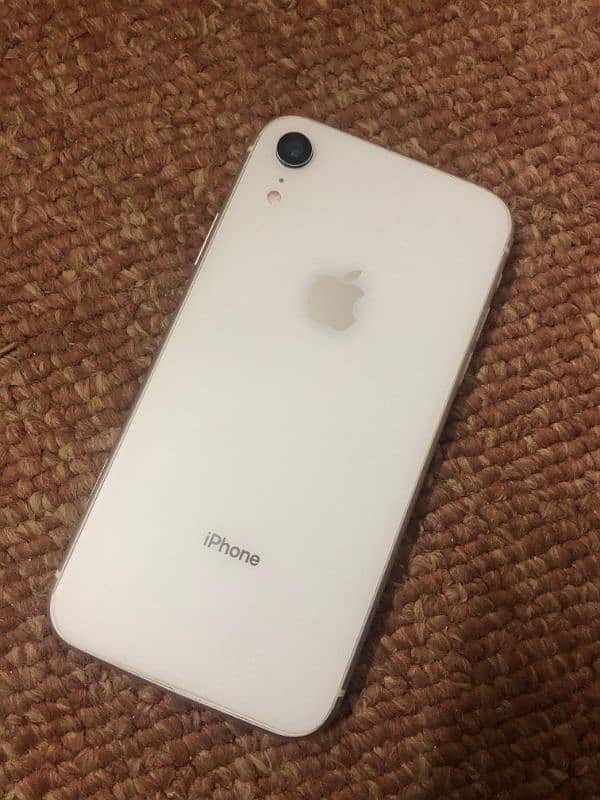 iphone xr 4