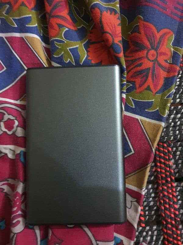 DM hard drive case 3. O typce c 6