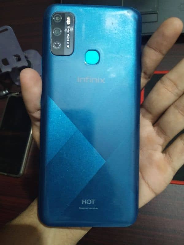 Infinix Hot 9 Play { 6/64 } 1