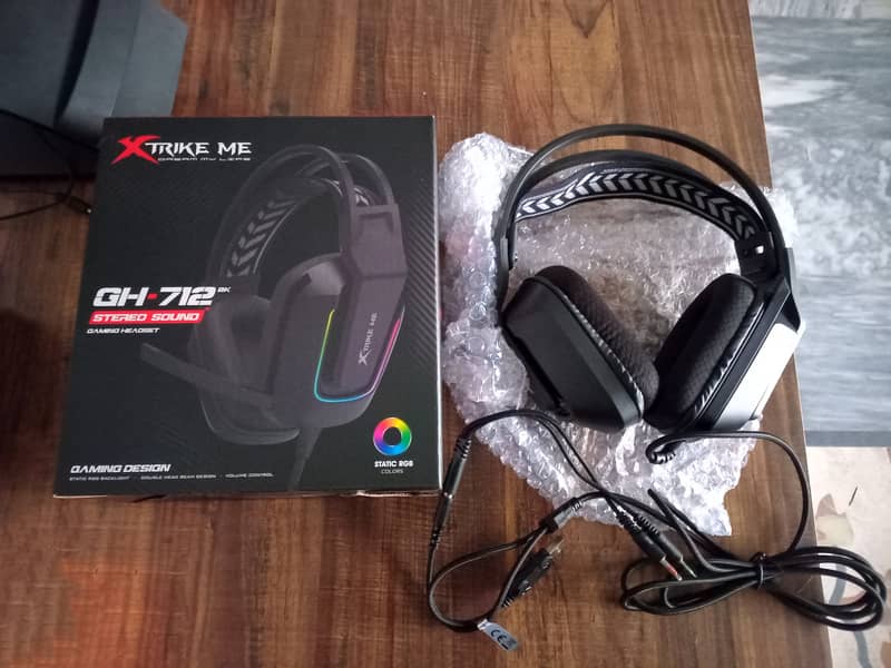 Xtrike Me Gh712 RGB Gaming Headphone With Noise Reduction Microphone 2