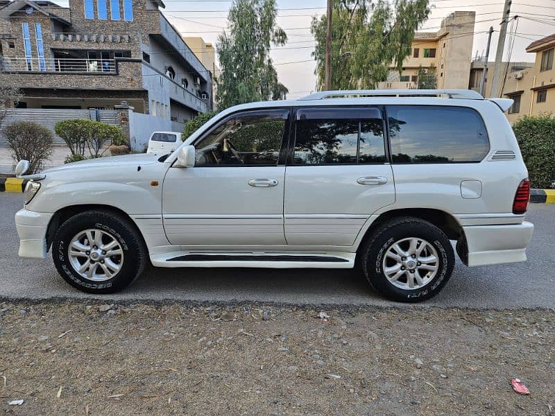 Land Cruiser Cygnus 2003/2004 7