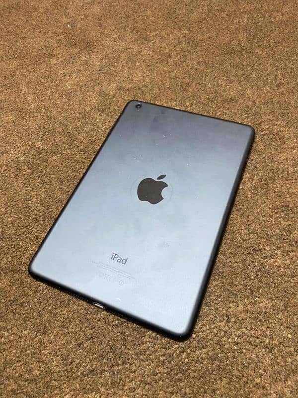 IPAD MINI 1 0