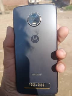 Moto z4 ,4/128, pta approved 10/9 condition urgent sale