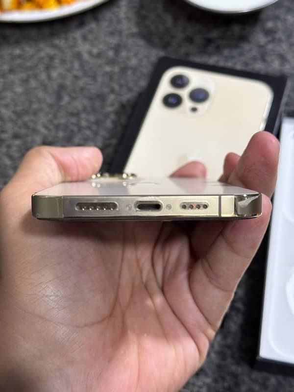 iphone 13 pro max with box non pta 4