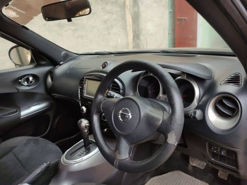 Nissan Juke 2012 1