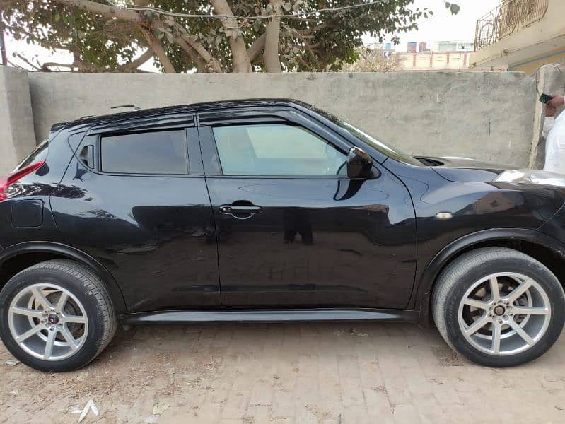 Nissan Juke 2012 5