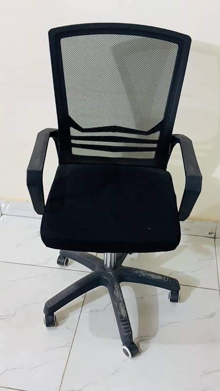 One Office Chair 0