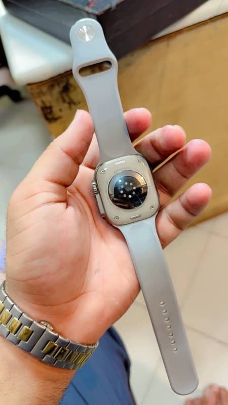 apple ultra watch 3