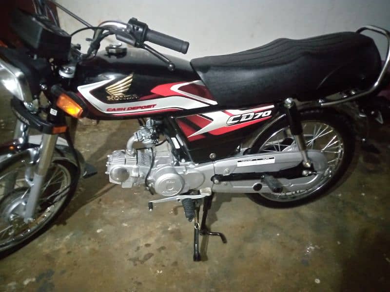 honda cd70 2024/12/20 165000 final full new ha 1000k chali hui ha 7