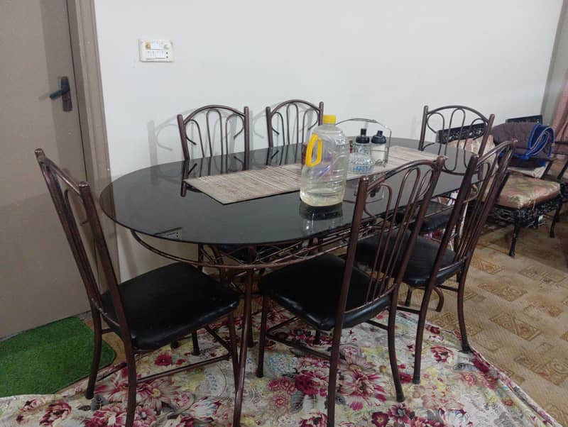 Dinning table and centre table for sale Tariq road 0