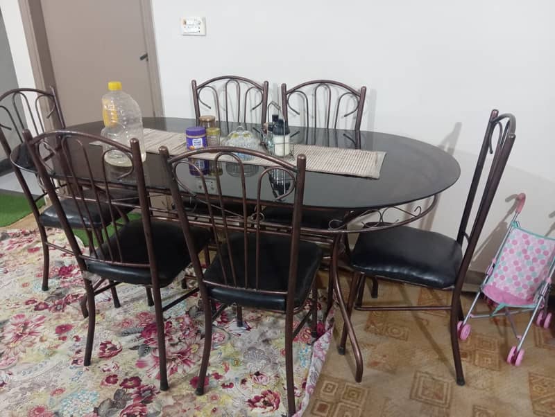 Dinning table and centre table for sale Tariq road 6