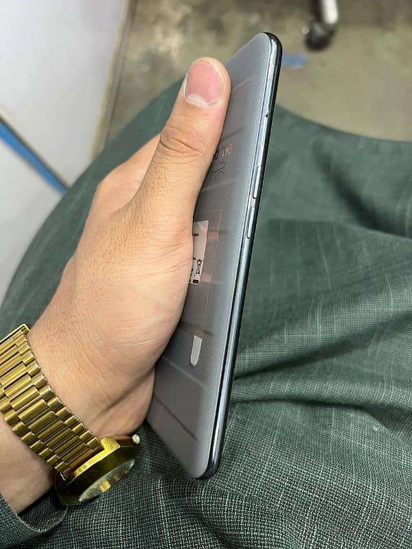 Realme GT Master 4