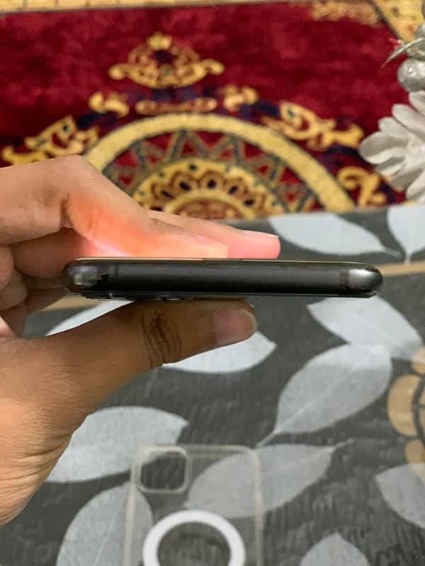 Iphone 11 Pro Max 512 GB PTA Approved 8