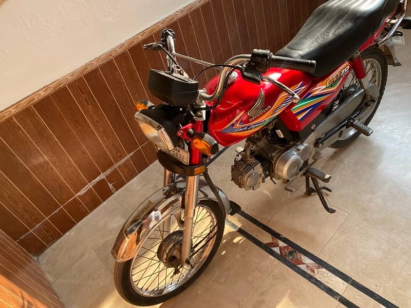 "CD70 Motorcycle for Sale - 24,050 km - Good Condition" 3