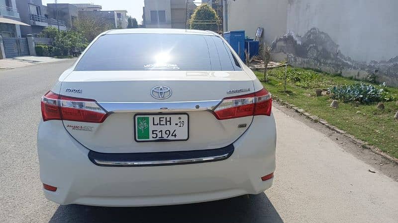 Toyota Corolla Automatic XLI 2019 4