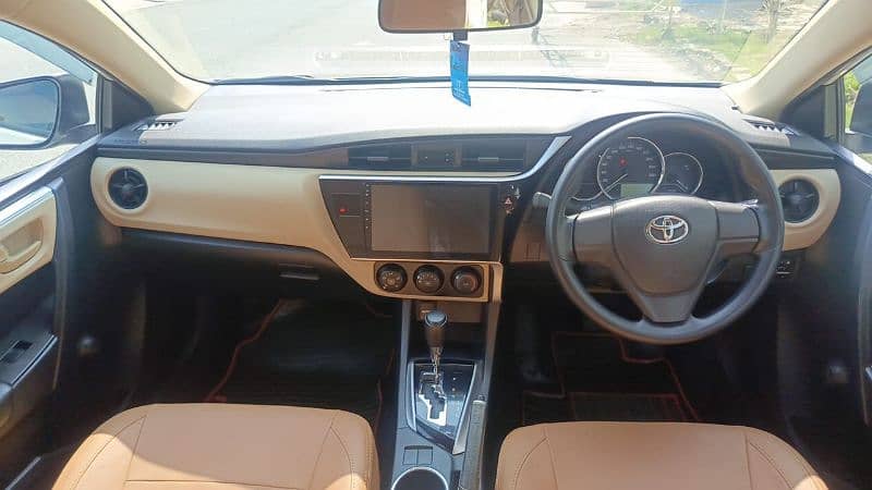 Toyota Corolla Automatic XLI 2019 12