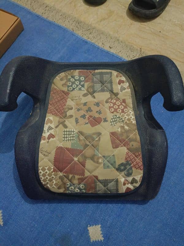 baby car seat, made in Norway 0