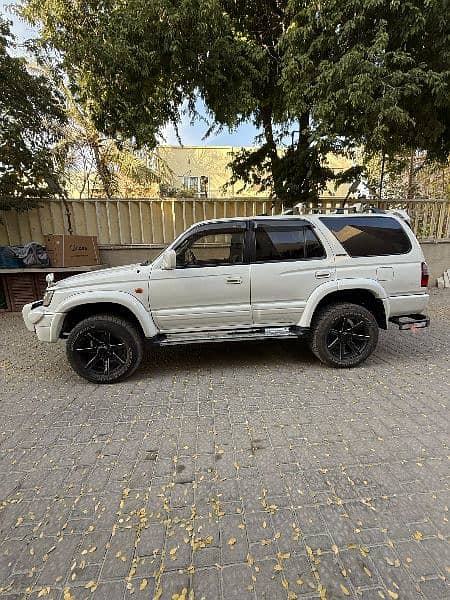 Toyota Hilux Surf 1998 (Diesel) 4