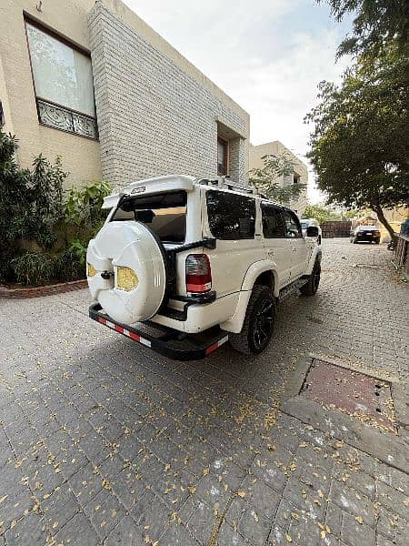 Toyota Hilux Surf 1998 (Diesel) 5