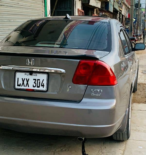 Honda Civic Standard 2001 3