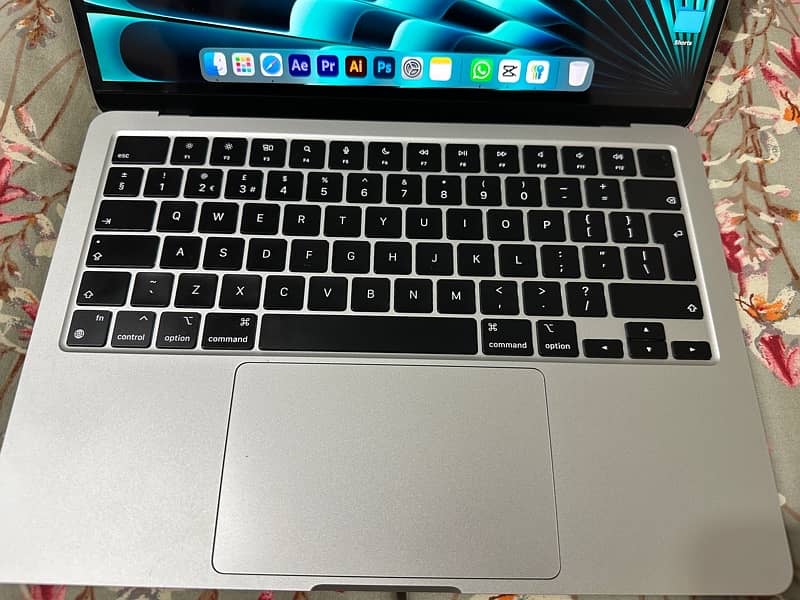 Macbook Air M-2 (read description) 2