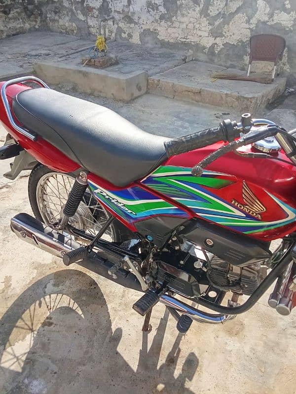 HONDA PRIDER 2020 MODEL FOR SALE 1