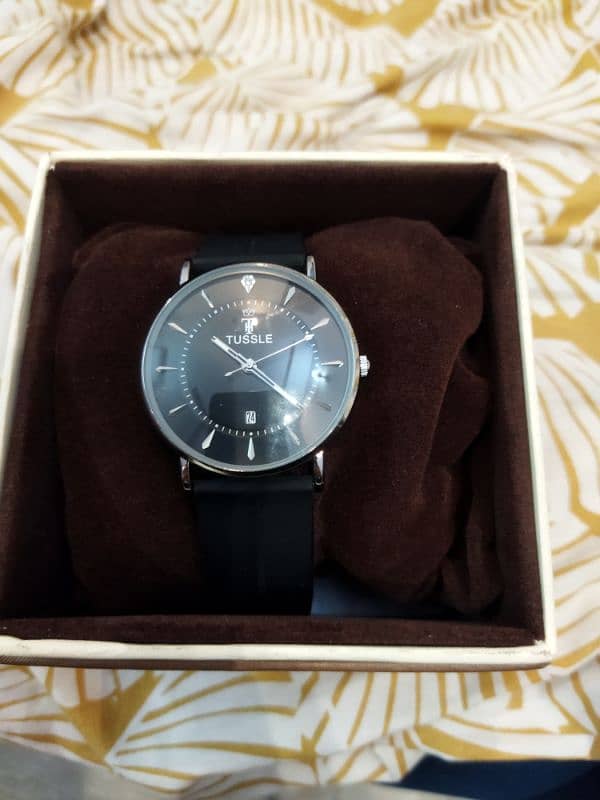 Beautiful Analogue Watch with magnetic rubber strap. Box packed watch 1