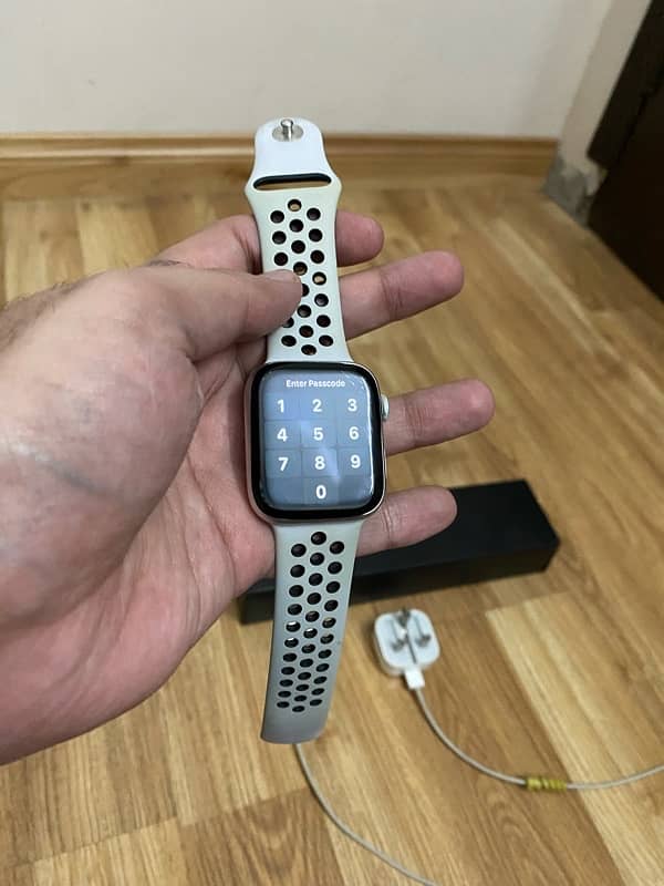 Apple Watch Series 4 44 mm Nike Edition 2