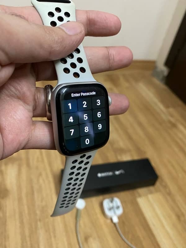 Apple Watch Series 4 44 mm Nike Edition 3