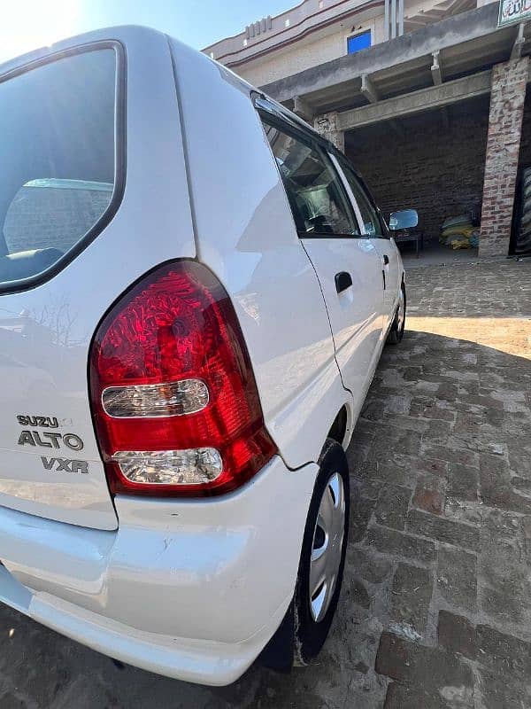 Suzuki Alto 2011 7