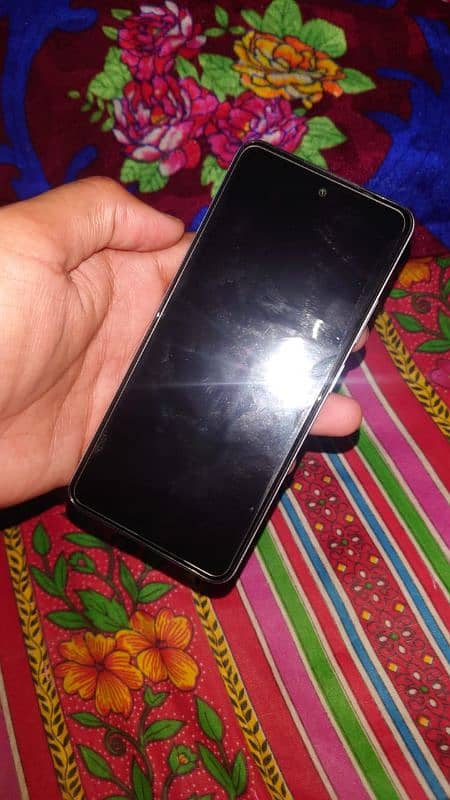 infinix smart 8 with box and pouch only 2 mnth use like new 5