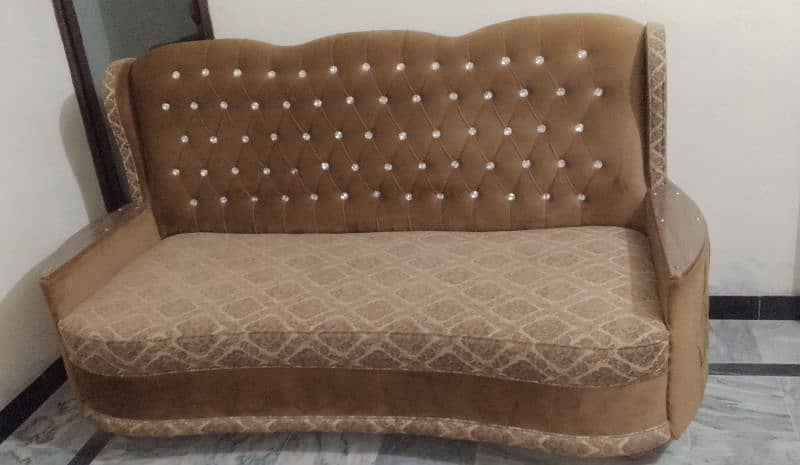 New design and elegant camel colour sofa set 0