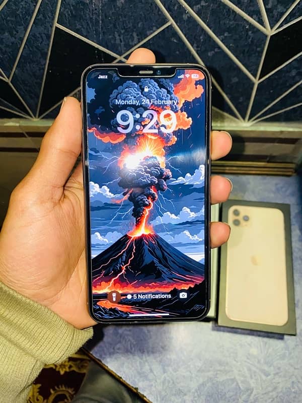 iphone 11 pro Max Pta Approved dual sim 7