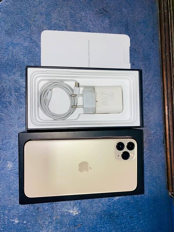 iphone 11 pro Max Pta Approved dual sim 15