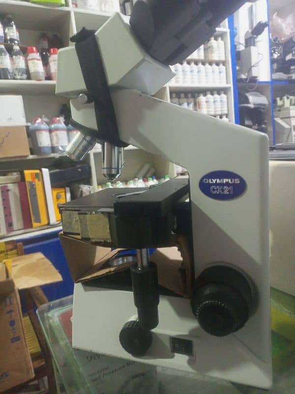 OLYMPUS Microscope CX21 1